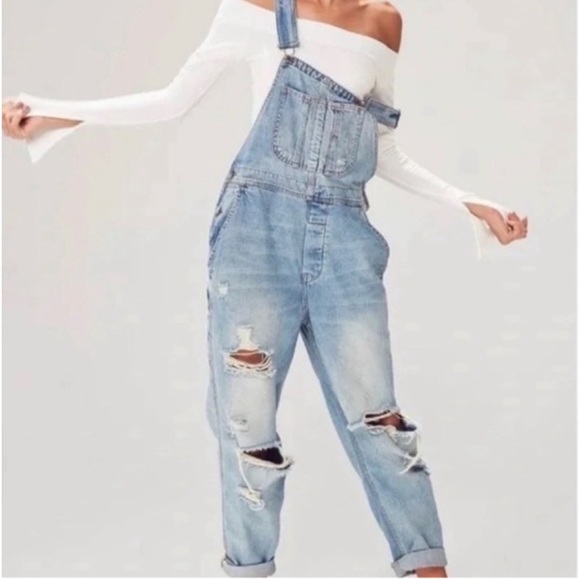 Urban Outfitters BDG distressed denim overalls - Picture 9 of 9